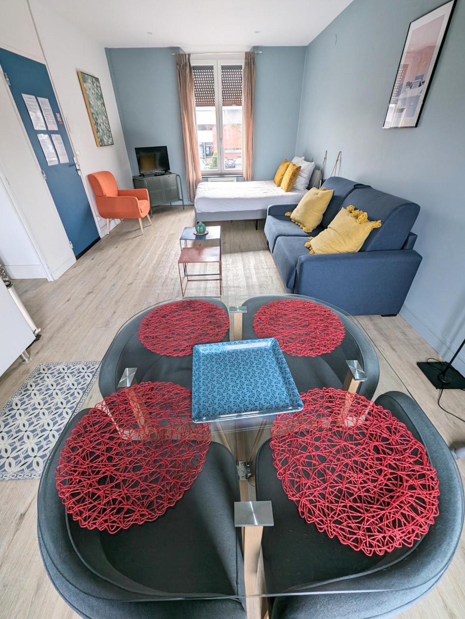 Oslo - Appartement Spacieux Et Cosy Charleville-Mézières Esterno foto